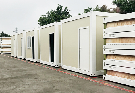 如何选择集装箱板房